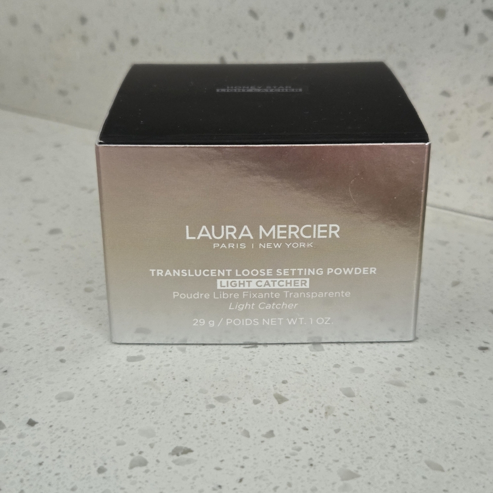 Laura Mercier Light Catcher Translucent Loose Setting Powder